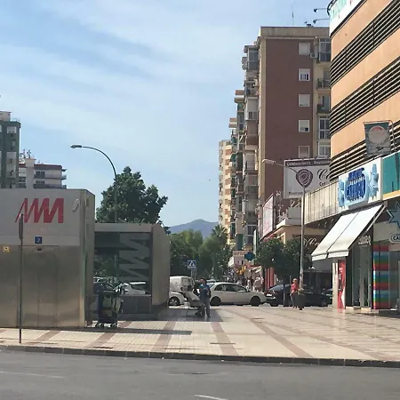 Piso Vacaciones En Familia O Amigos * Malaga